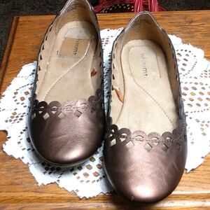 White Mt. Womens shoes sz 8W
